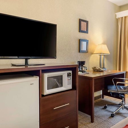 Comfort Inn Warren I-69 Exteriör bild