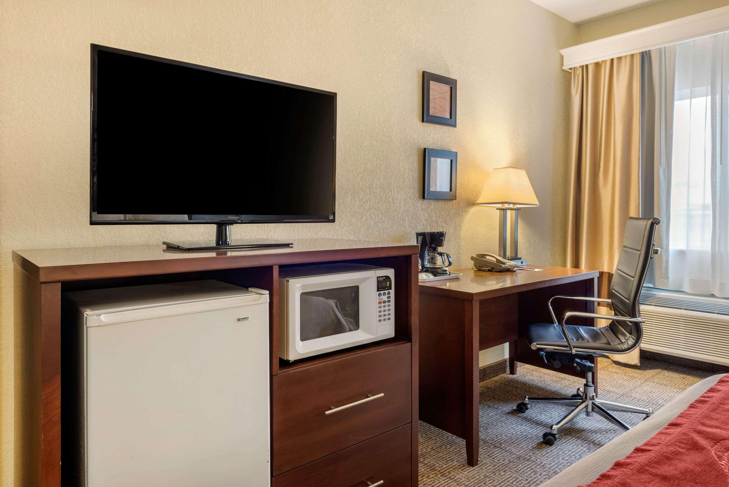 Comfort Inn Warren I-69 Exteriör bild