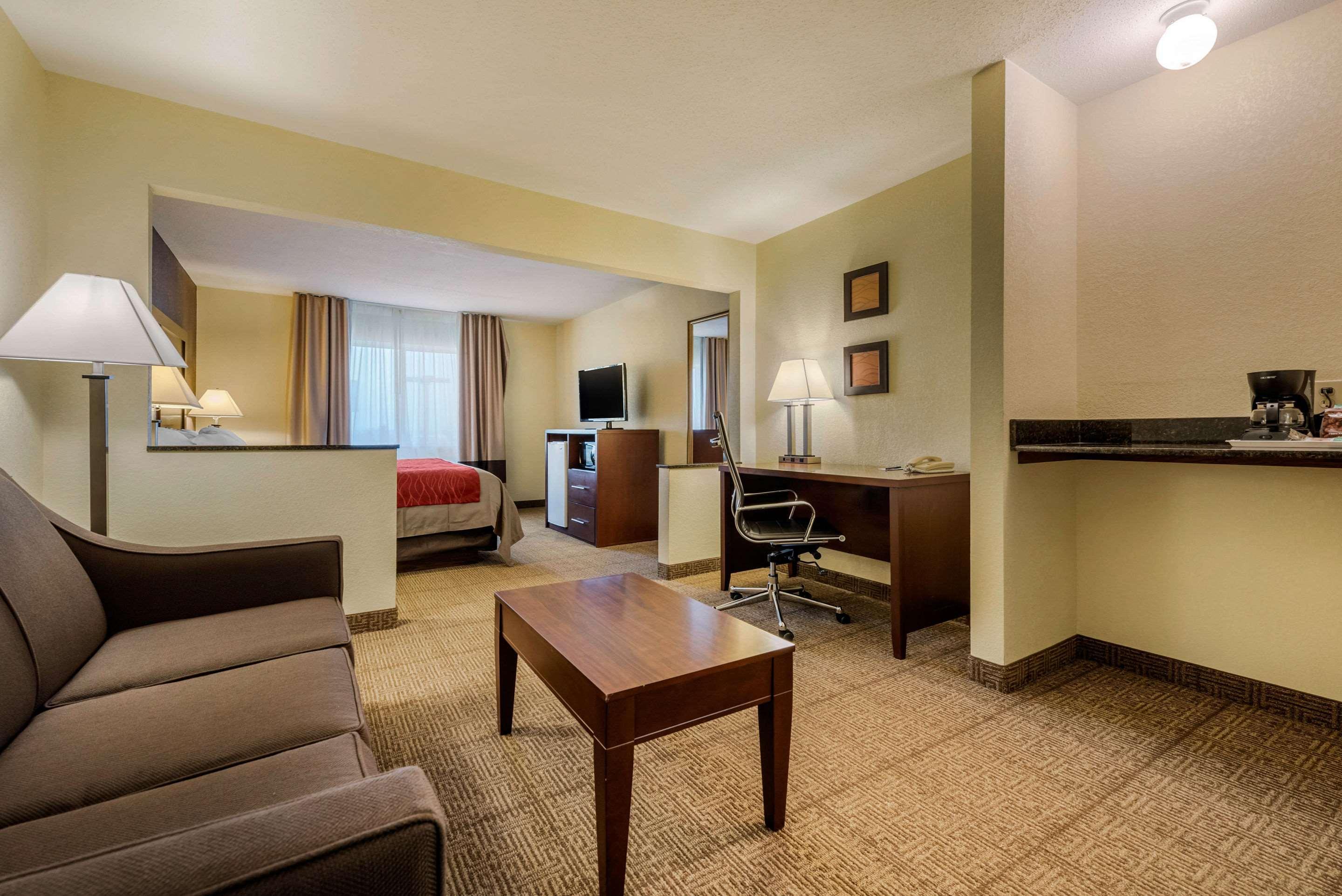 Comfort Inn Warren I-69 Exteriör bild