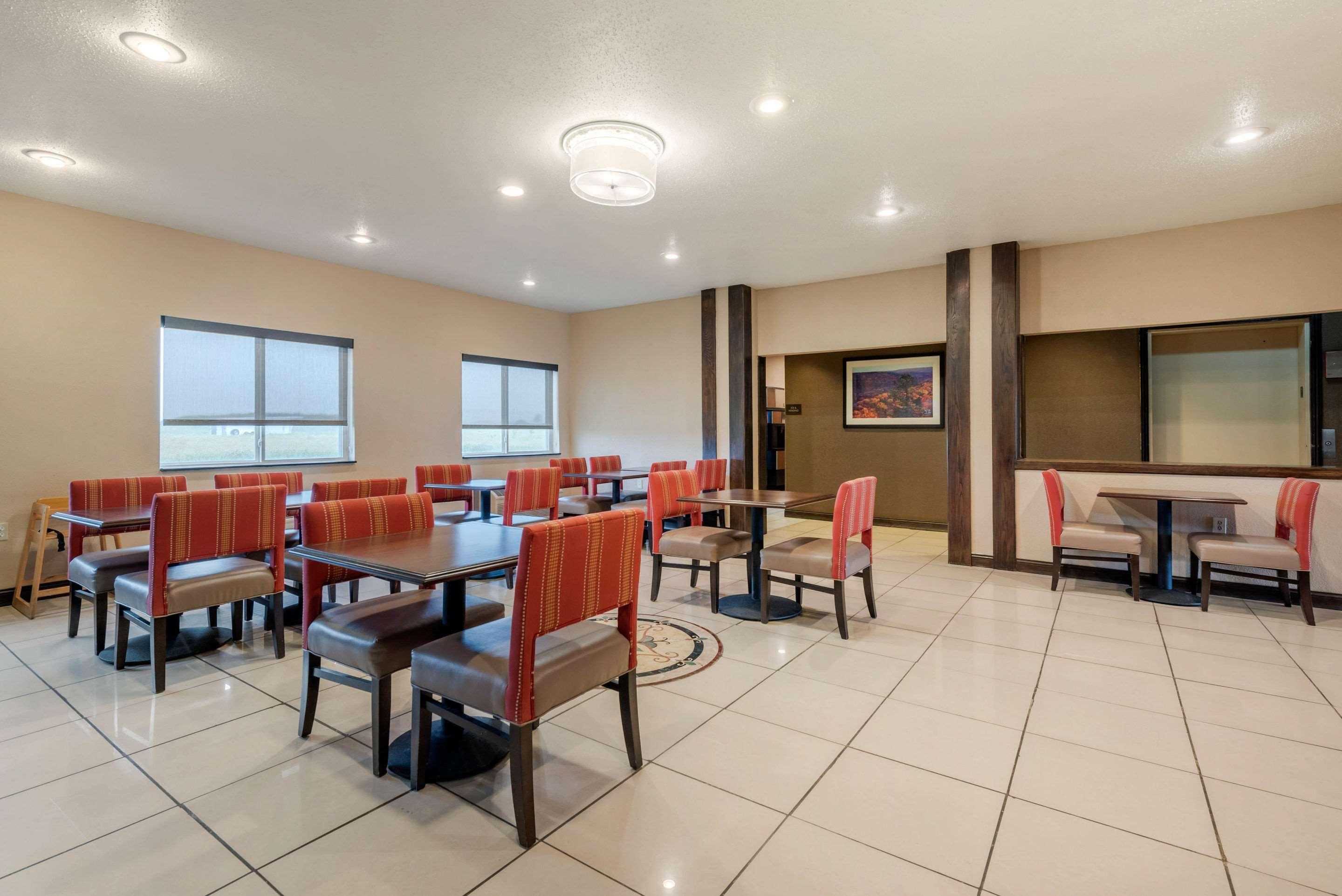 Comfort Inn Warren I-69 Exteriör bild